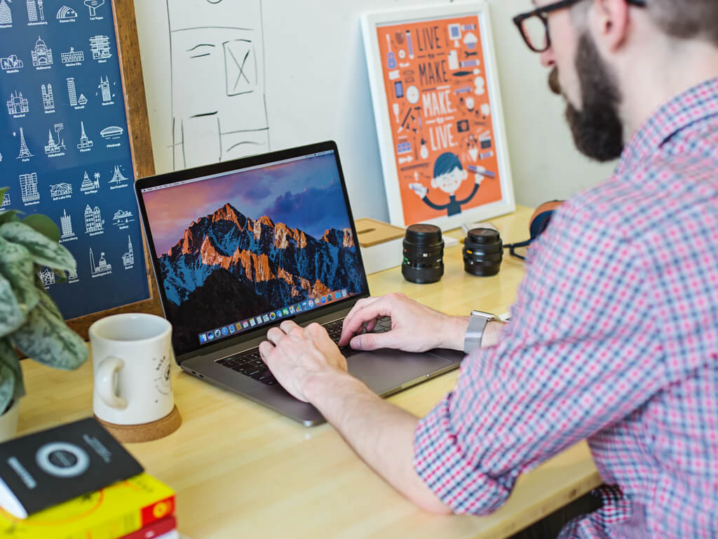 Illustration zu UI Design: Layout, Typografie und Komponenten